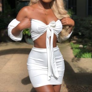 White 2 piece set